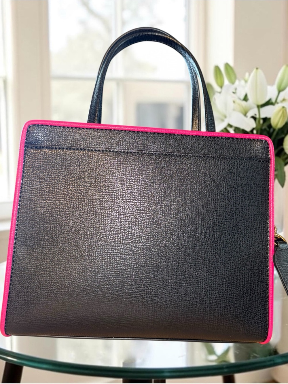 Karl Lagerfeld Paris Charline Crossbody Bag with Heart Charms LIKE NEW - Picture 4 of 16